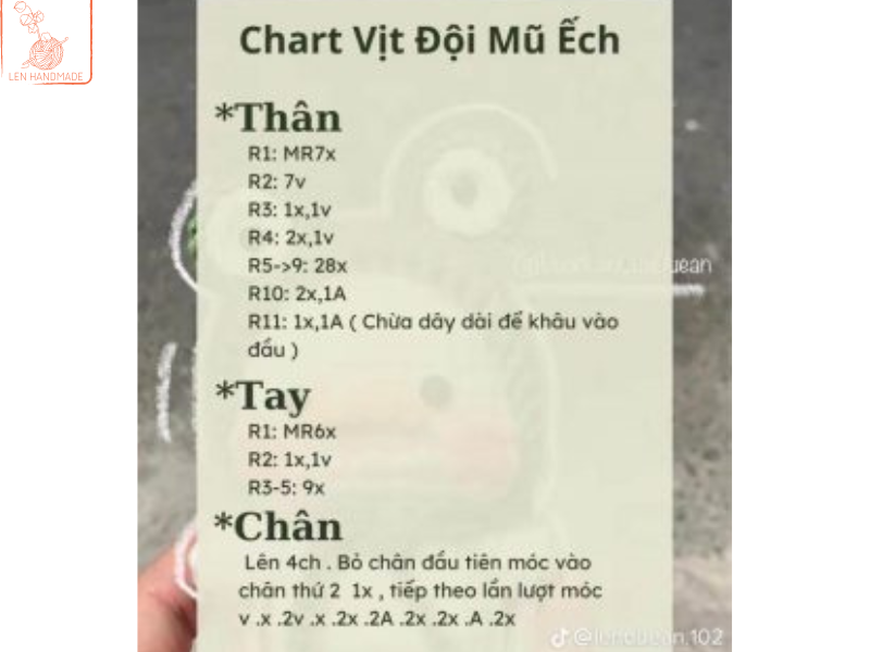 Chart móc khóa vịt phần thân